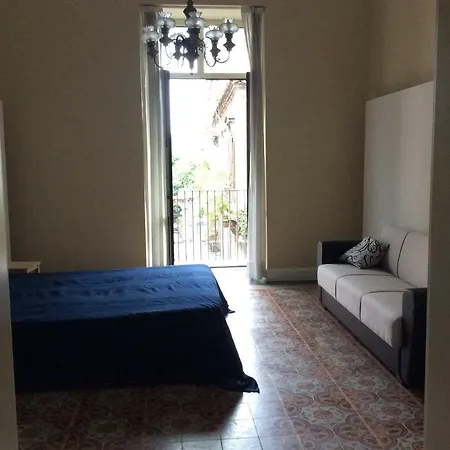 Con Terrazza In Centro Storico דירה