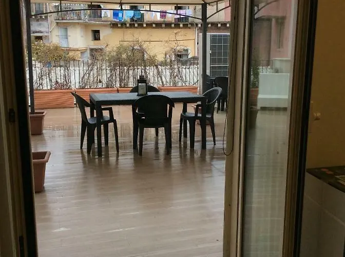 Con Terrazza In Centro Storico Апартаменты Катания