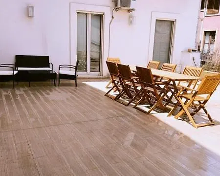 Con Terrazza In Centro Storico * Catania