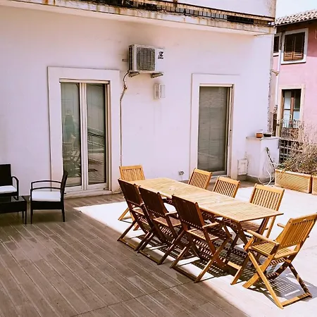 Apartman Con Terrazza In Centro Storico