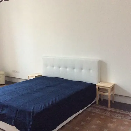 Apartman Con Terrazza In Centro Storico