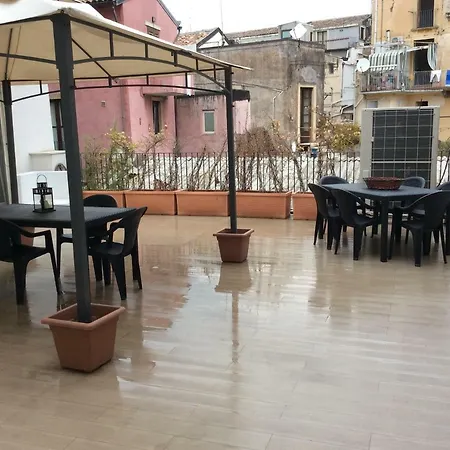 Con Terrazza In Centro Storico *