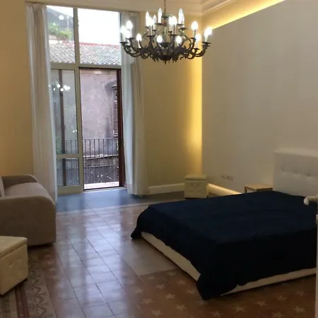 Con Terrazza In Centro Storico Appartement Catane