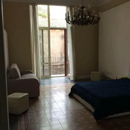 Con Terrazza In Centro Storico Appartement *