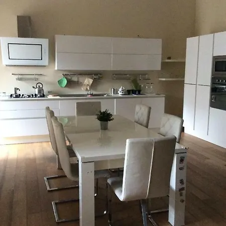 Con Terrazza In Centro Storico