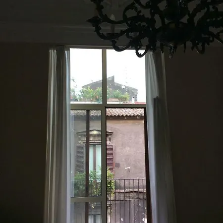 Con Terrazza In Centro Storico Apartman