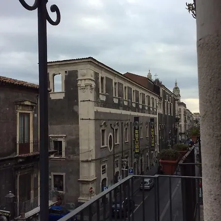 Con Terrazza In Centro Storico *