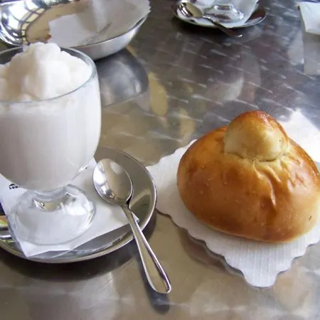 Con Terrazza In Centro Storico Apartman *